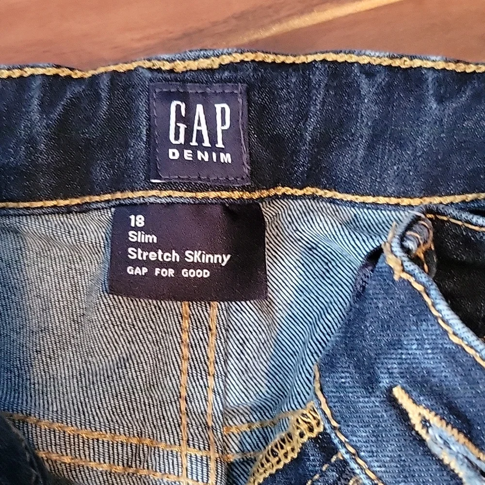 GAP like new